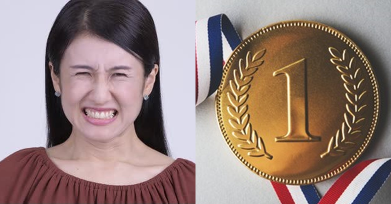 Suwail daw ang Kaniyang Anak Kaya naman Hindi na Siya Magtataka kung Babagsak Ito sa Eskuwela; Nagulat Siya nang Uwian Siya Nito ng Medalya